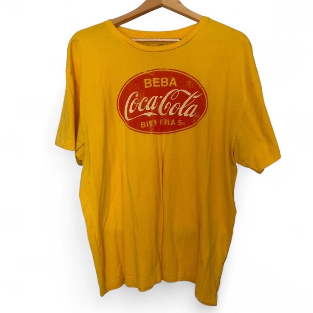 Coca Cola | MENS S XL Yellow vintage tee clothing
